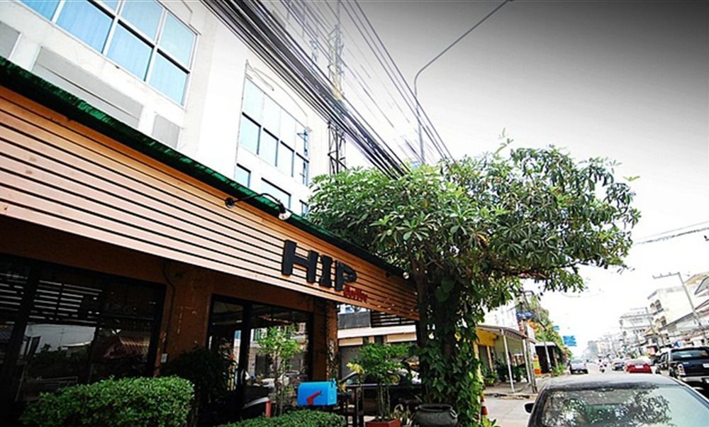 Hip Inn Coffee Phitsanulok Ngoại thất bức ảnh